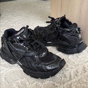 BALENCIAGA RUNNER SNEAKER